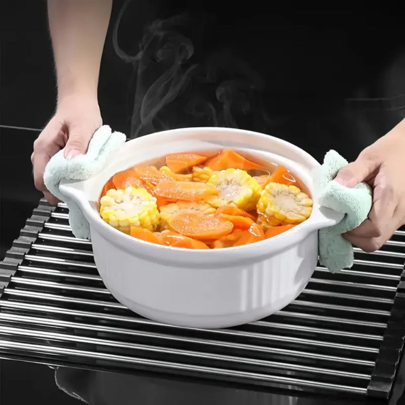 Escorredor De Pratos De Cozinha Sobre A Pia