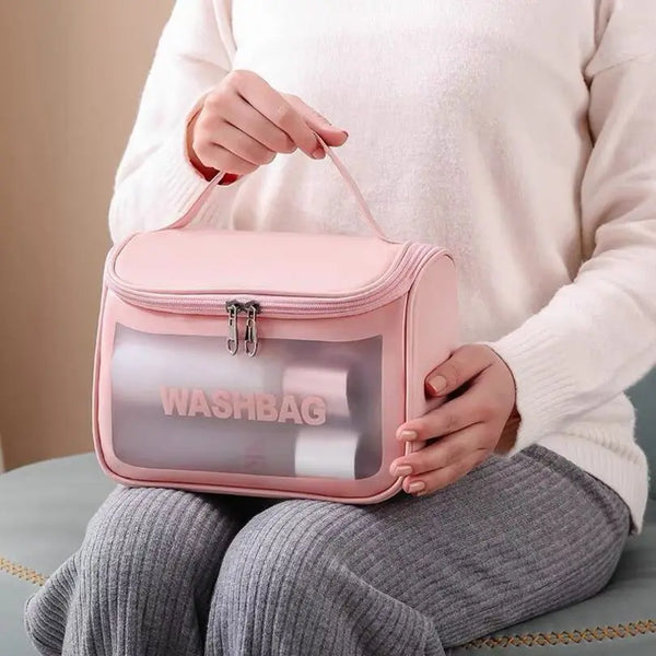 necessaire transparente impermeável"

"bolsa organizadora pvc para viagem"

"washbag para cosméticos resistente"

"necessaire aeroporto transparente"

"organizador de higiene pessoal"